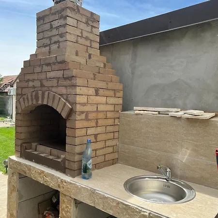 Jasmina Alloggio in famiglia