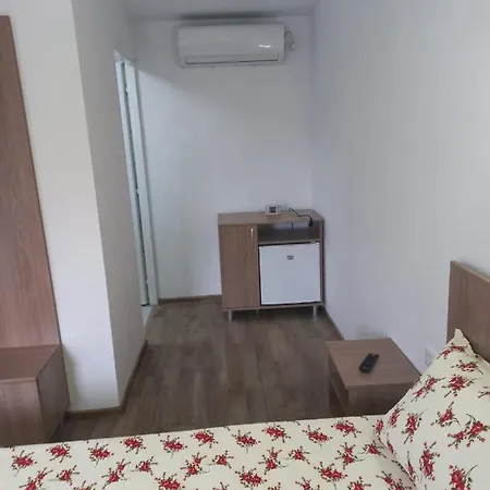 Jasmina Ubytování v soukromí Corbu (Constanta)